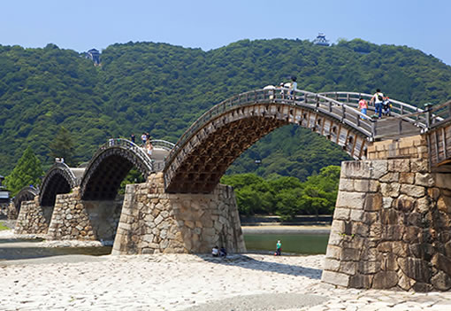 写真：日本三名橋「錦帯橋」